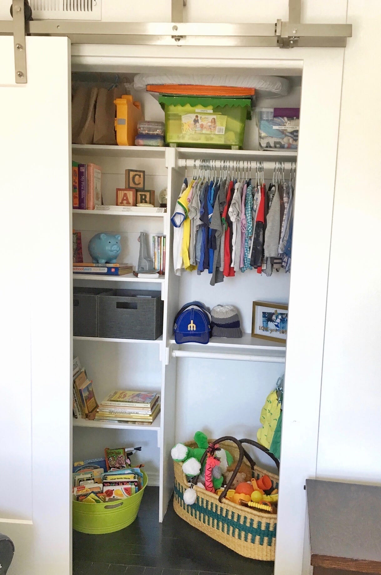 professional organized kids closet